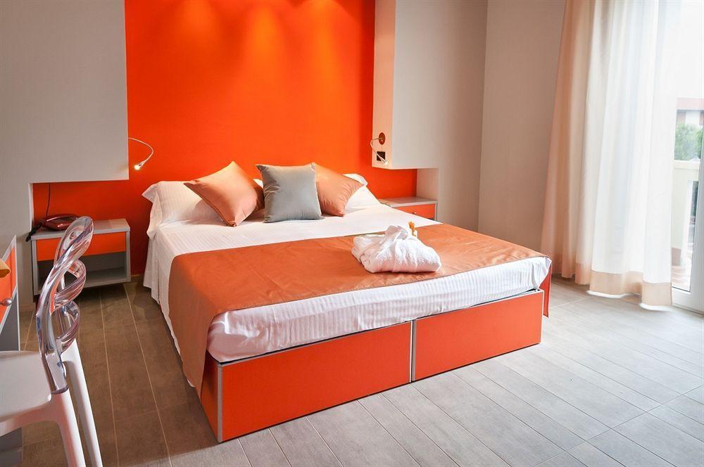 Hotel Milan Rosolina Mare Ngoại thất bức ảnh