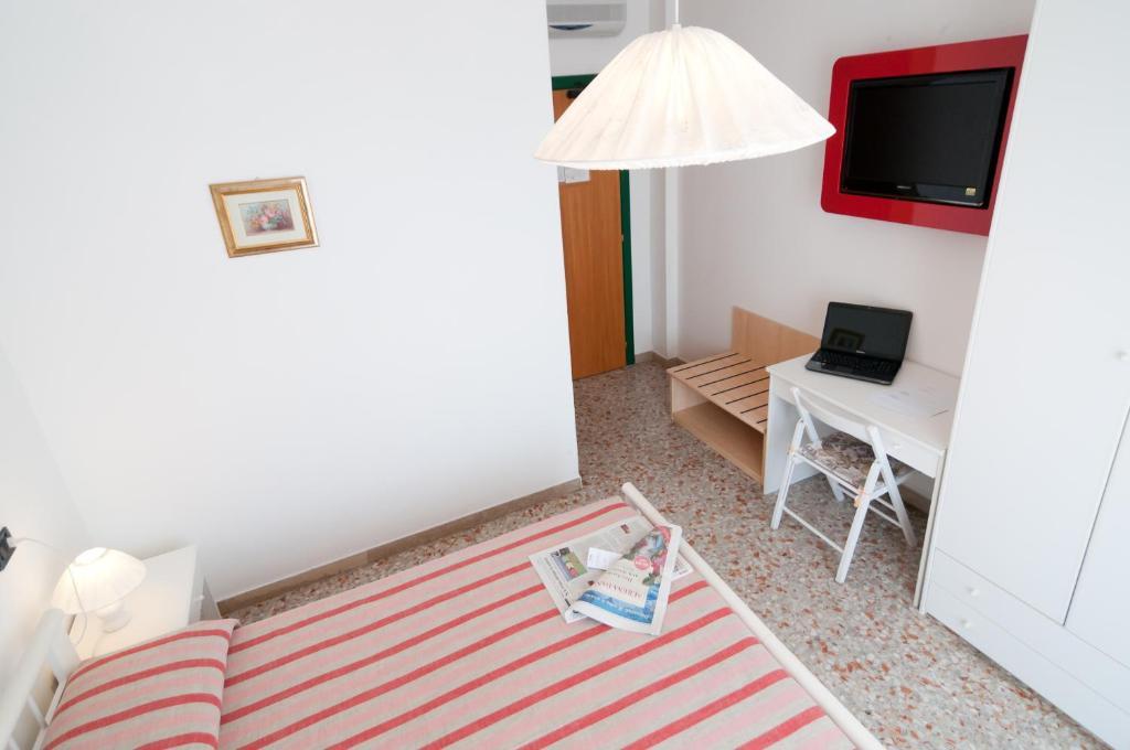 Hotel Milan Rosolina Mare Phòng bức ảnh